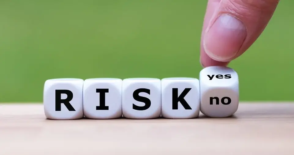 Handling Business Risks and Crisis Management
